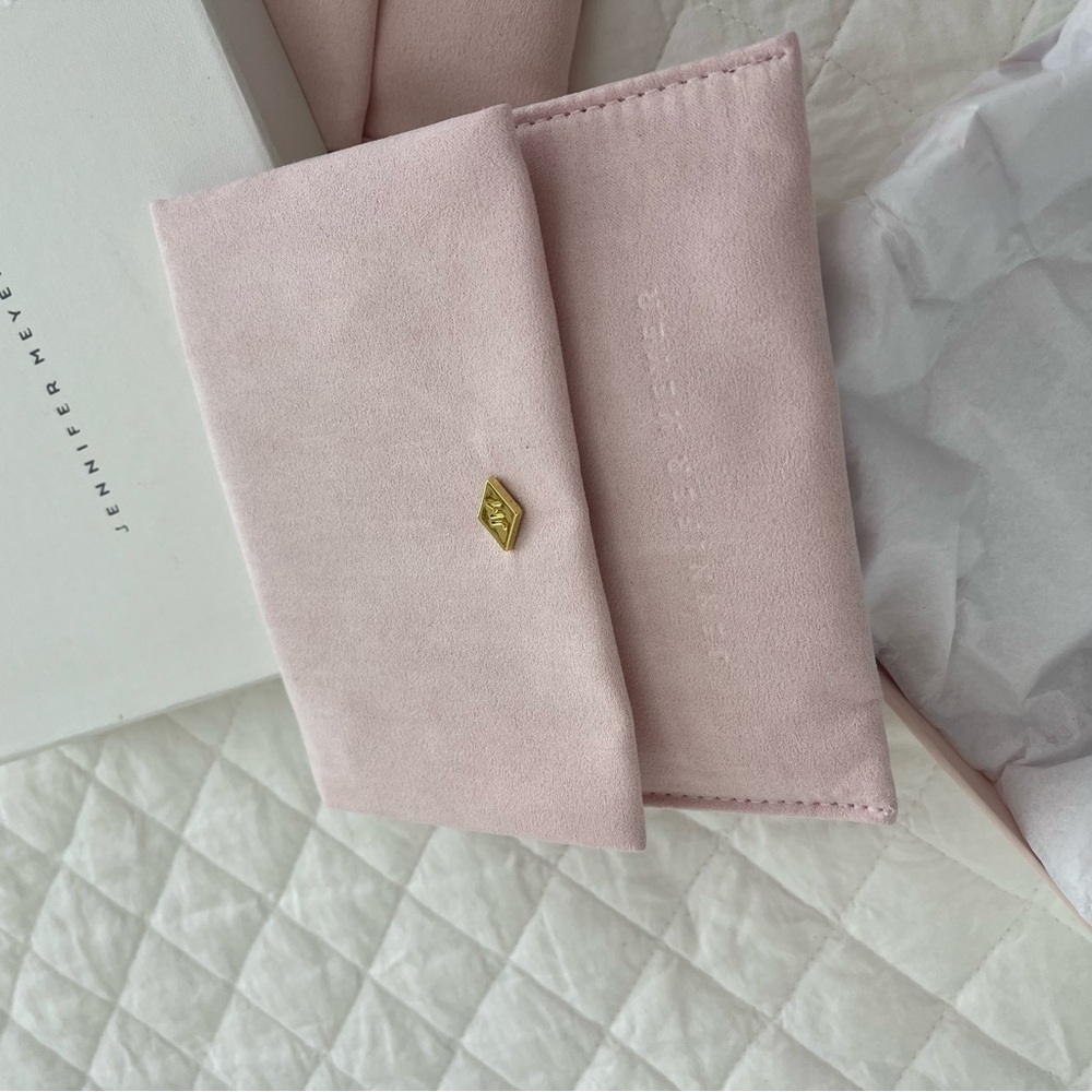 Jennifer Meyer Diamond Yellow Gold Initial E Pendant Necklace w/ orig packaging - Picture 4 of 9